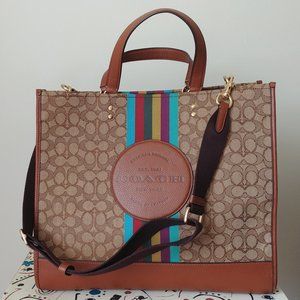 Dempsey Tote 40 In Signature Jacquard With Stripe And Coach Patch